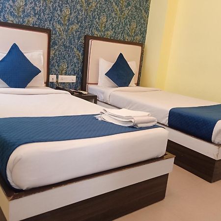 Hotel Janki International Sigra 2 Km From Kashi Vishwanath Temple Varanasi Eksteriør bilde