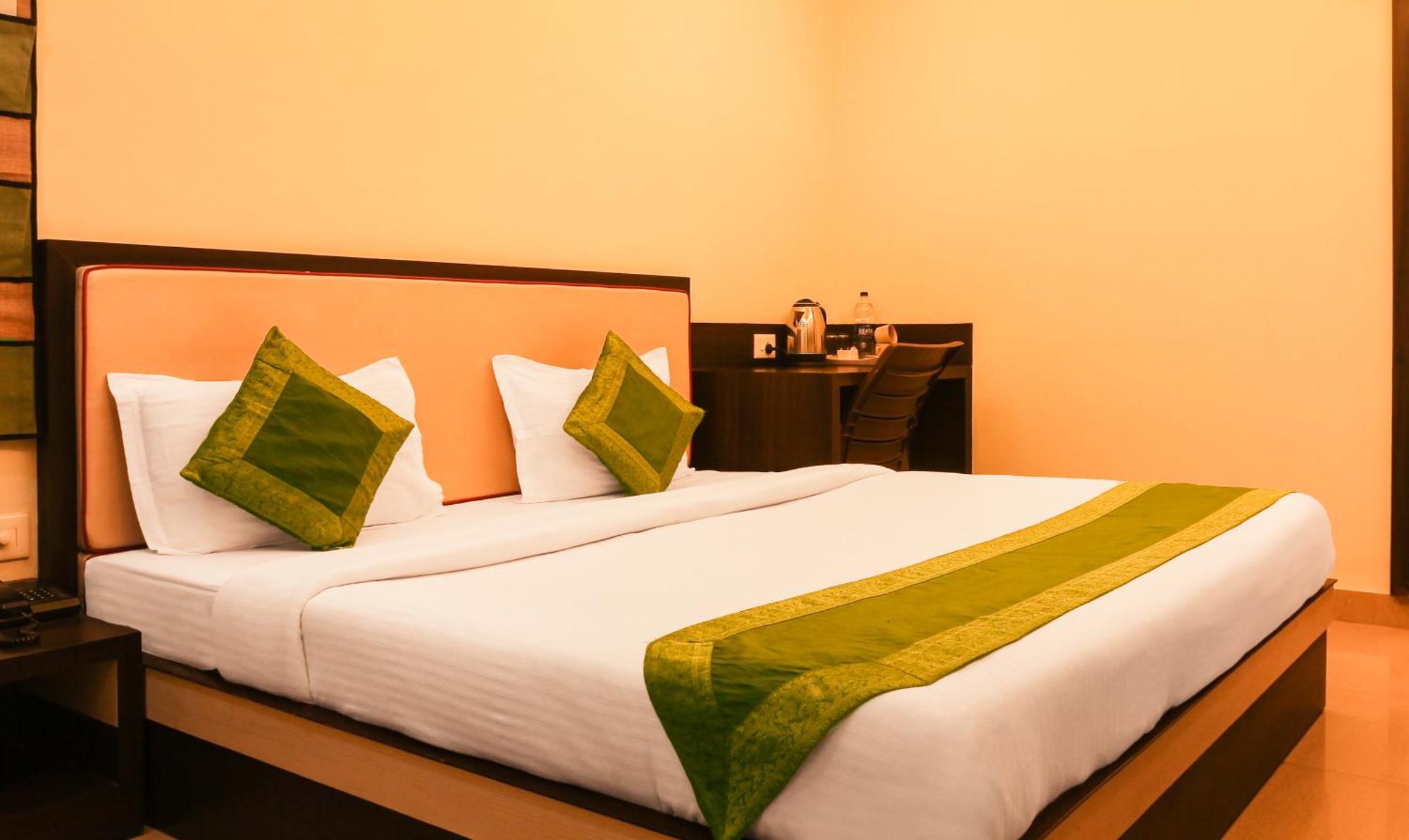 Hotel Janki International Sigra 2 Km From Kashi Vishwanath Temple Varanasi Eksteriør bilde