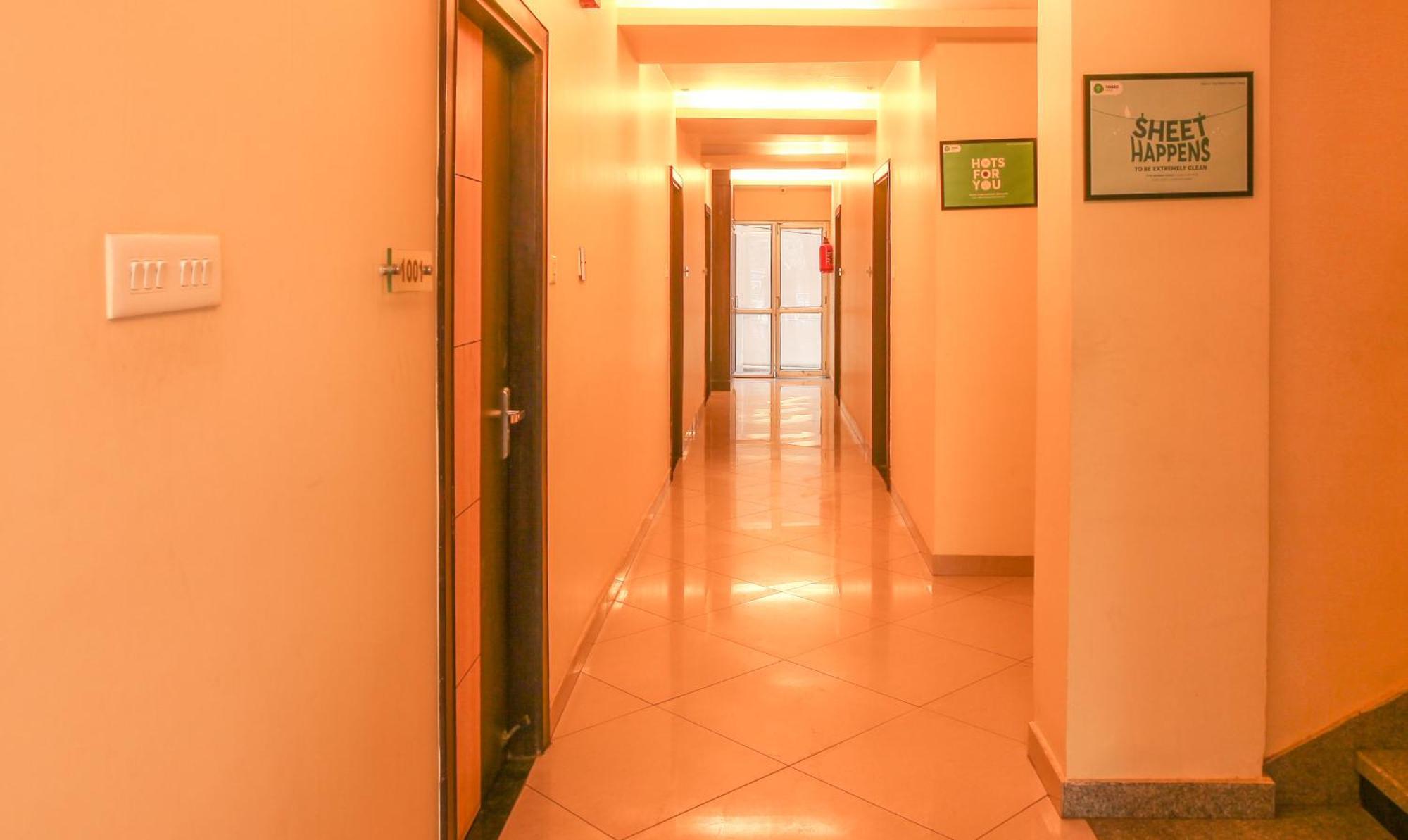 Hotel Janki International Sigra 2 Km From Kashi Vishwanath Temple Varanasi Eksteriør bilde