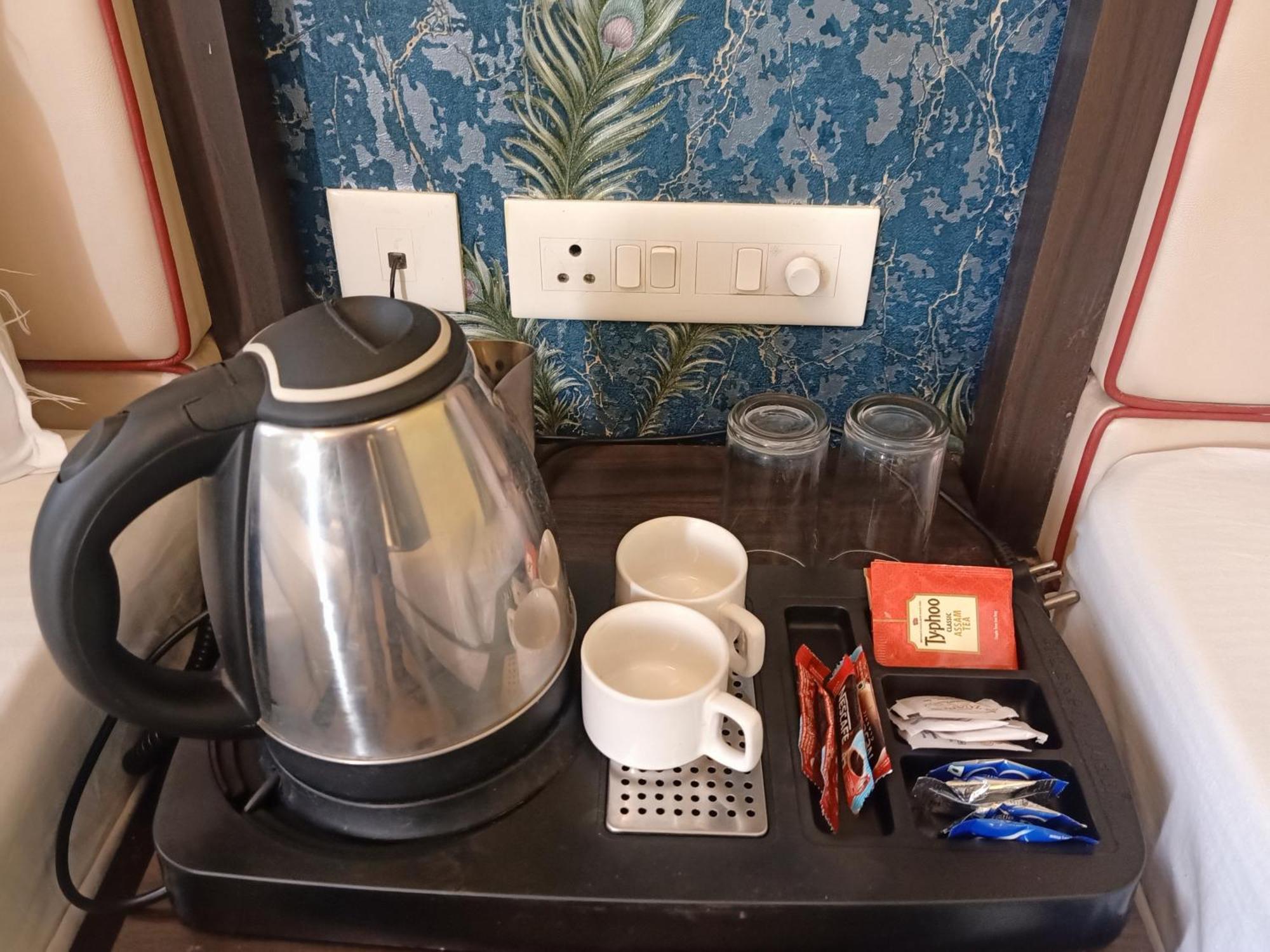 Hotel Janki International Sigra 2 Km From Kashi Vishwanath Temple Varanasi Eksteriør bilde